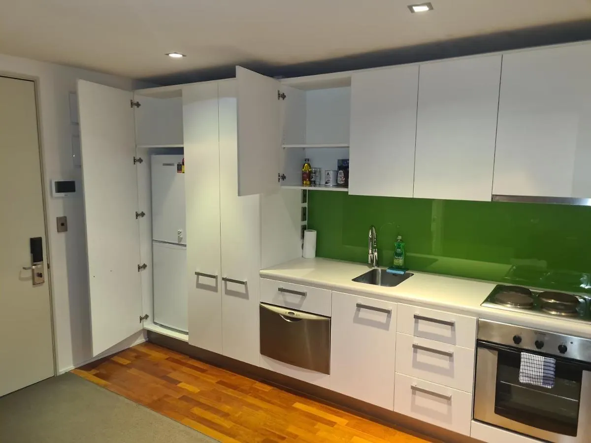 Boutique Hotel Complex Apartment With Hot Tub, Pool & Gym Wellington